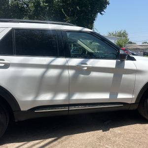 صورة 10 لـ 2023 FORD EXPLORER XLT