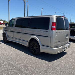 CHEVROLET EXPRESS 2500 - 5