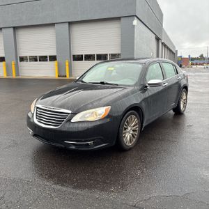 CHRYSLER 200 LIMITED - 1