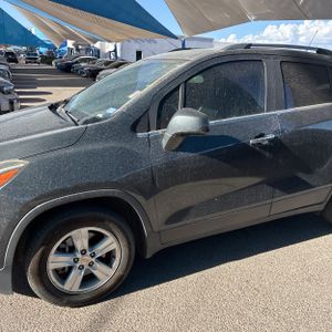 CHEVROLET TRAX LT - 2
