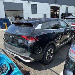 2024 KIA SPORTAGE LX photo 8