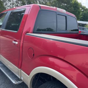 2010 FORD F-150 LARIAT photo 6