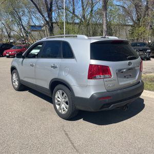 KIA SORENTO EX - 5