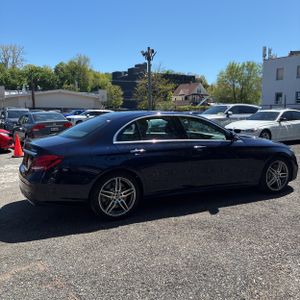 MERCEDES-BENZ E-CLASS - 10