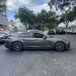 PORSCHE PANAMERA - 10