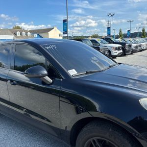 صورة 13 لـ 2015 Porsche MACAN S