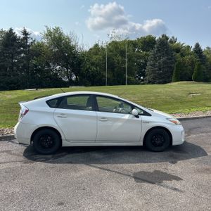 صورة 10 لـ 2012 Toyota PRIUS TWO