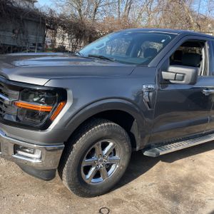 FORD F-150 XLT - 2