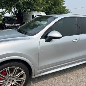 صورة 2 لـ 2016 Porsche CAYENNE GTS