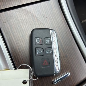 2014 Jaguar XF 3.0 — миниатюра 56
