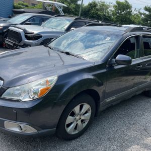 صورة 2 لـ 2010 Subaru OUTBACK PREMIUM