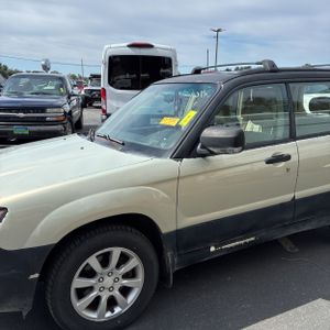 SUBARU FORESTER X - 2