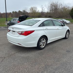 HYUNDAI SONATA GLS - 8