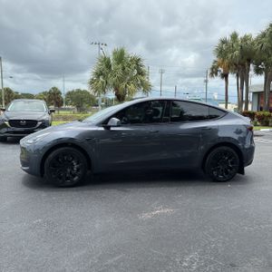 TESLA MODEL Y LONG RANGE - 3