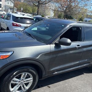 FORD EXPLORER XLT - 2