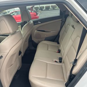 2017 Hyundai TUCSON LIMITED — фото 34