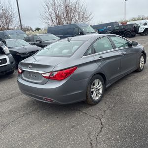 HYUNDAI SONATA - 8