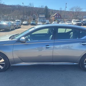 NISSAN ALTIMA 2.5 SV - 4