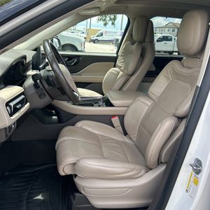 صورة مصغرة 31 لـ 2020 Lincoln AVIATOR RESERVE