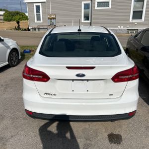 صورة 7 لـ 2017 FORD FOCUS SE