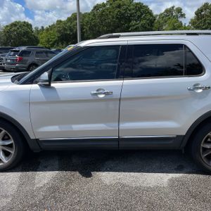 FORD EXPLORER LIMITED - 4