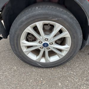 2019 FORD ESCAPE SE thumbnail 19