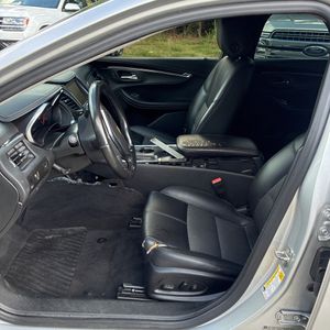2017 Chevrolet IMPALA LT — миниатюра 32