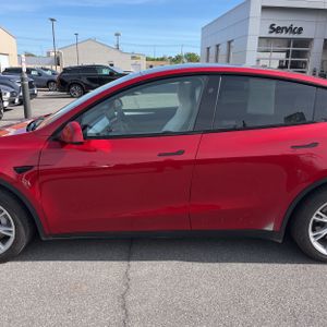 TESLA MODEL Y LONG RANGE - 4