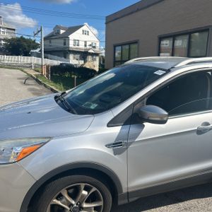 FORD ESCAPE TITANIUM - 2