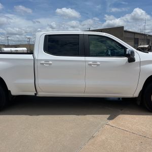 2019 Chevrolet SILVERADO 1500 LT — миниатюра 11