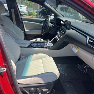 2023 Genesis G70 3.3T STANDARD — миниатюра 33