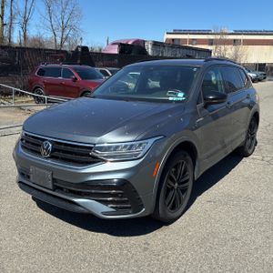 VOLKSWAGEN TIGUAN SE R-LINE BLACK 4MOTION - 1