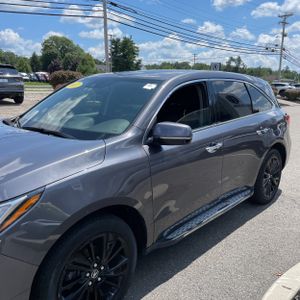 2017 Acura MDX SH-AWD W/TECH photo 2