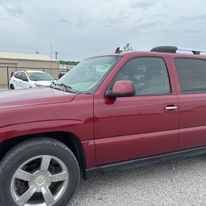 CHEVROLET SUBURBAN LTZ 1500 - 2