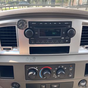 2008 Dodge RAM 3500 SLT — миниатюра 36