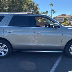 صورة مصغرة 11 لـ 2019 FORD EXPEDITION XLT