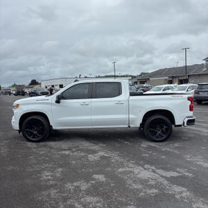 صورة 3 لـ 2024 Chevrolet SILVERADO 1500 RST