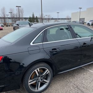 AUDI A4 2.0T PREMIUM - 9