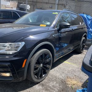 VOLKSWAGEN TIGUAN SE R-LINE BLACK 4MOTION - 3