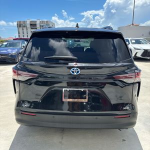 2025 Toyota SIENNA XLE 8-PASSENGER 照片 7