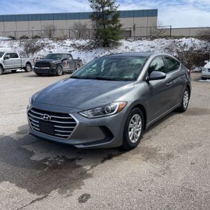 HYUNDAI ELANTRA SE - 1