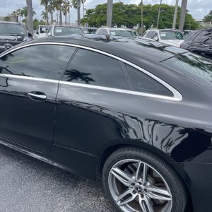 Mercedes-Benz E-Class E 400 - 6