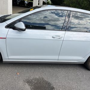 VOLKSWAGEN GOLF GTI SE - 4