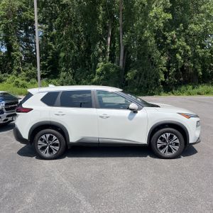 2023 Nissan ROGUE SV 照片 10