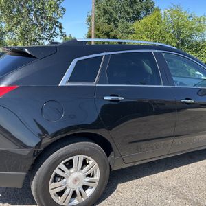 CADILLAC SRX LUXURY COLLECTION - 9