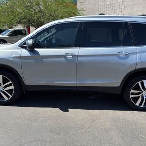 HONDA PILOT TOURING - 4