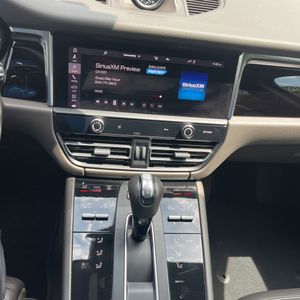 2022 Porsche MACAN BASE — миниатюра 38