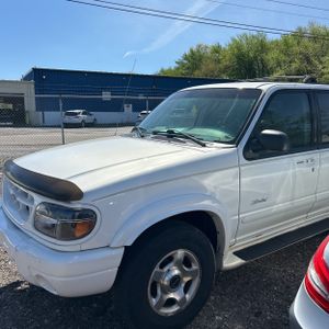 FORD EXPLORER LIMITED - 2
