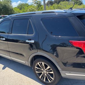 FORD EXPLORER PLATINUM - 6