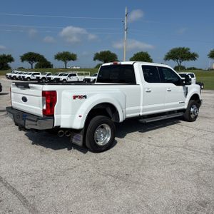 FORD F-350 SUPER DUTY LARIAT - 8